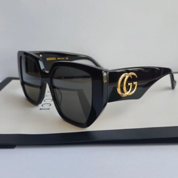 New GUCCI Women Sunglasses Oversized Black Rectangle GG0956S-003 Gray Lens - Picture 1 of 5